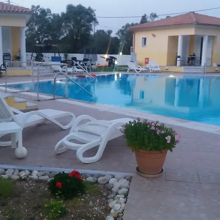 Iliaktida Studio-villas Frínion