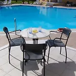 Iliaktida Studio-villas Frínion