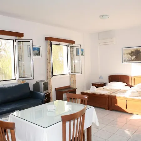 Willa Iliaktida Studio-villas *