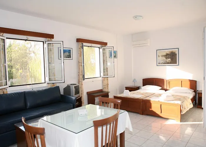 Βίλα Iliaktida Studio-villas *