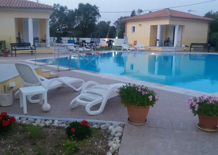 Iliaktida Studio-villas Φρύνι